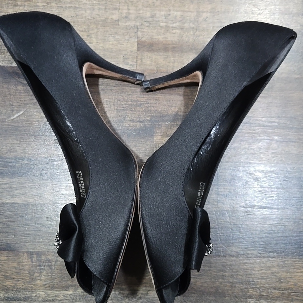 Ann Taylor Audrey Black Satin Bow Heels - Picture 14 of 17